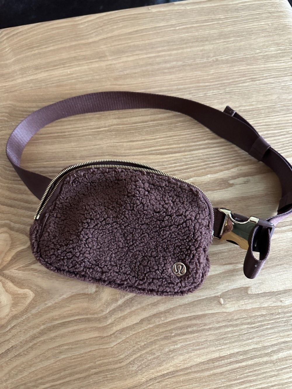 Lululemon Everywhere Belt Bag 1L Fleece Brown Earth/Gold EUC